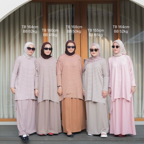 17bb7bd2-3a09-4c83-8ea7-1ce31be5add7-1.jpg ByMeldev Laila Batwing Stripes Skirt Set Busui Nonbusui Bumil Friendly
