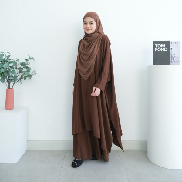 4827cb60-1819-443a-a40f-582aa73abb67.jpg ByMeldev Hafwah Batwing Cullote Set Setelan Daily dan Umroh