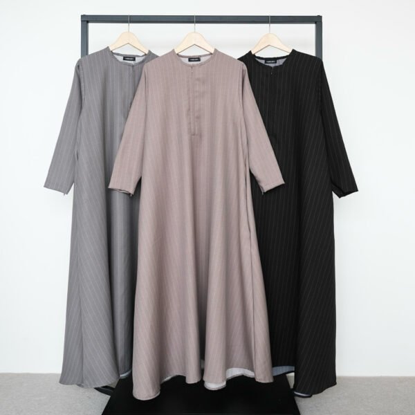 7f3dbba0-4cdc-4550-b73f-ae4abc676fda.jpg ByMeldev Basic Belucci Stripes Dress Gamis Salur Premium