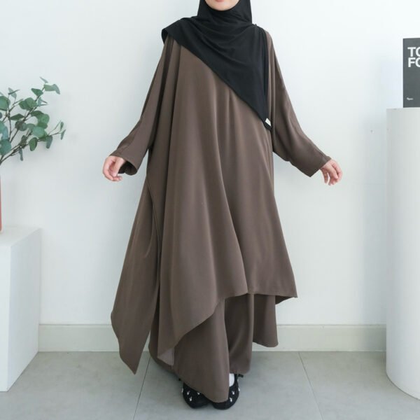 847d0a3c-0475-495c-b605-ef9fba35071d.jpg ByMeldev Hafwah Batwing Cullote Set Setelan Daily dan Umroh