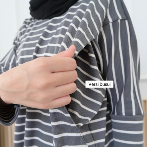 878f35a7-70ce-4f6b-afb2-381dffffd92e-1.jpg ByMeldev Laila Batwing Stripes Skirt Set Busui Nonbusui Bumil Friendly