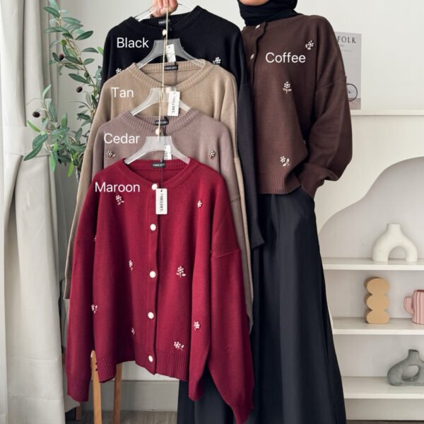 89b37240-11e0-4ae0-91d8-604928d89dd9.jpg ByMeldev Floral 3D Cardigan Rajut Payet Manik Bunga