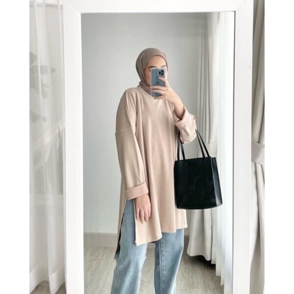 8f3fe7d7-cde9-4bc9-b837-10e8cc6feaf7.jpg Bymeldev Long Slit Oversized Knit Top Nonbusui Busui upto BB 100kg+