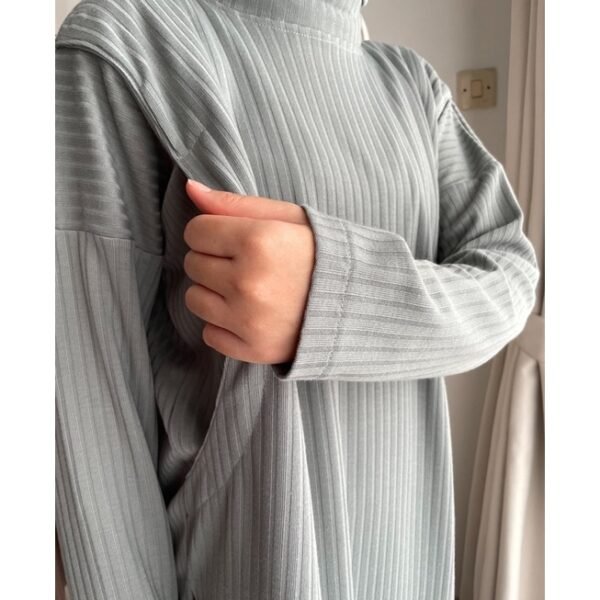 ed0dc067-707c-4cb4-921f-699cbb931546.jpg Bymeldev Slit Knit Set Busui Nonbusui