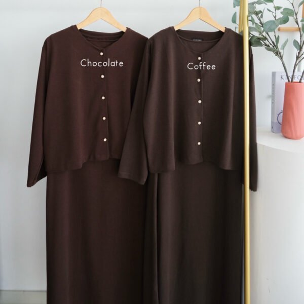 fa50f1a1-fef9-4393-948c-14688818bc40-1.jpg ByMeldev Venus Button Cardi Set Setelan Cardigan Inner Dress Busui Nonbusui