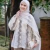 ByMeldev Heart Embroidery Blouse